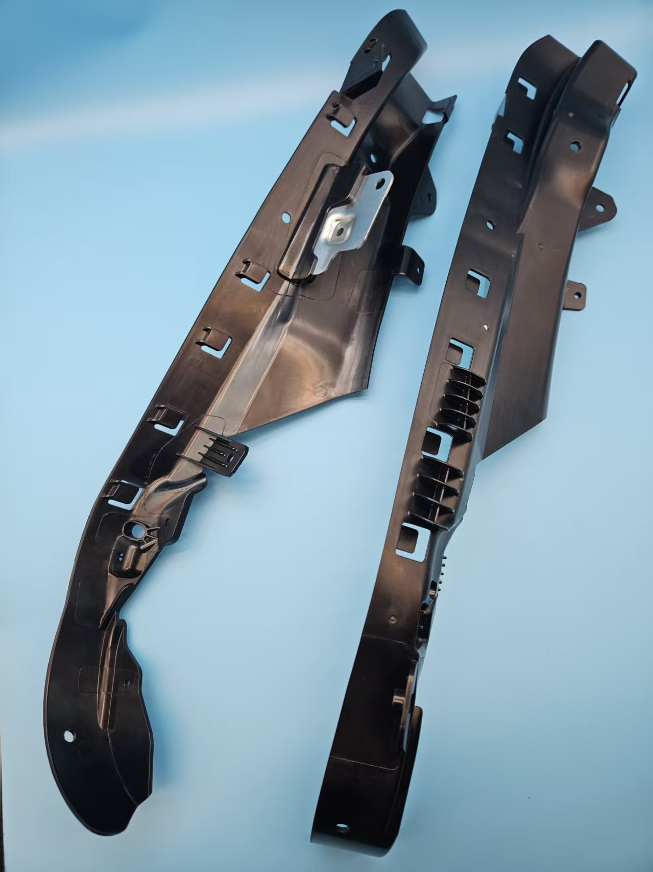 Overmolded parts — Fides Global Link